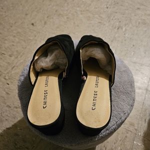 Black slingback 8 1/2 Chinese laundry